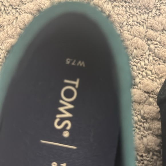 NWOT Metallic Green Toms - Picture 2 of 4